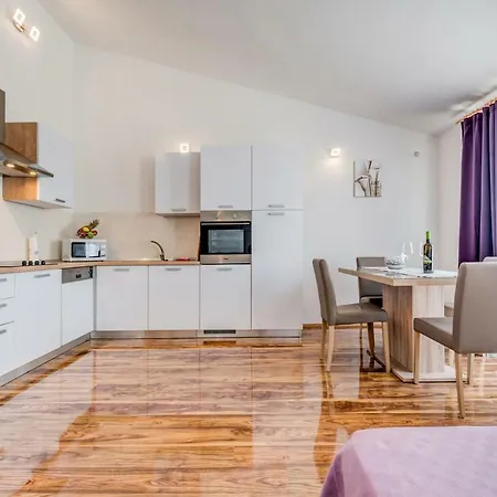Ana Apartamento Split