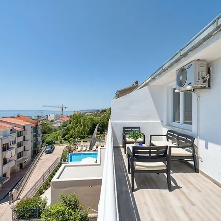 Apartment Ana *